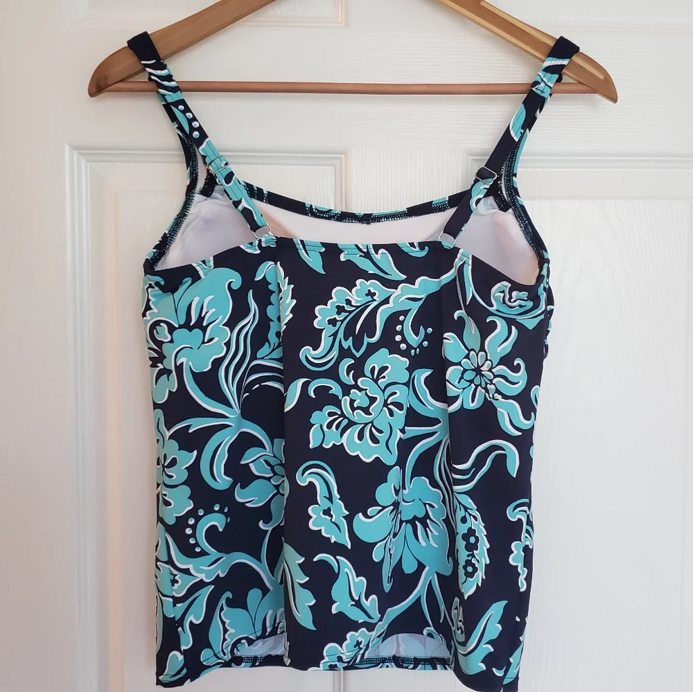 Lands' End Tankini Top swim suit top beach